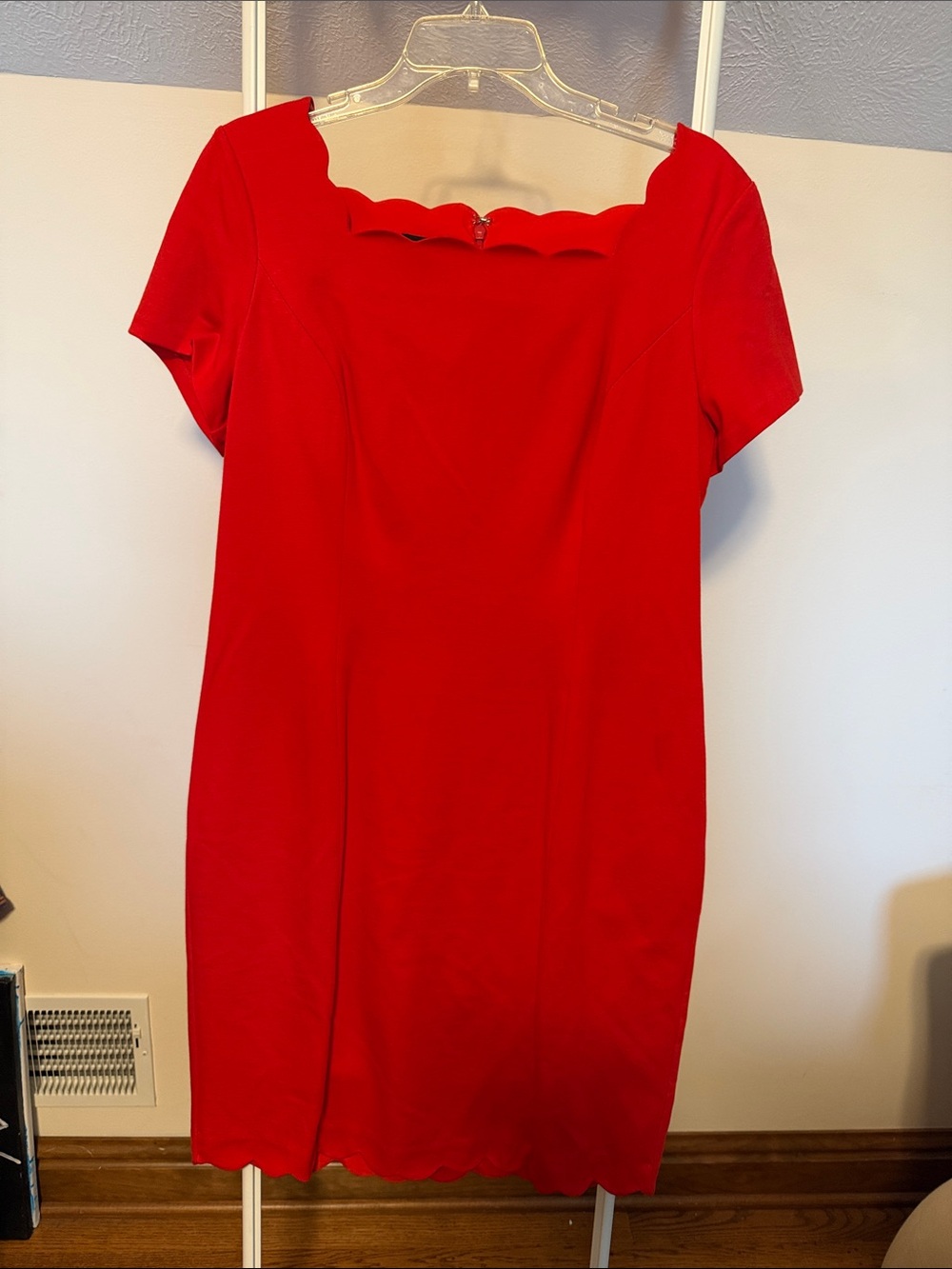 Talbots Red Scallop Neck short sleeved knit Dress - size 12 - NWT
